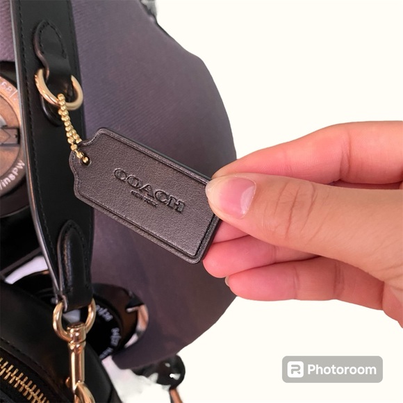 ✨ SOLD ✨ Coach Jamie Camera Bag In Signature Canvas - Picture 9 of 15